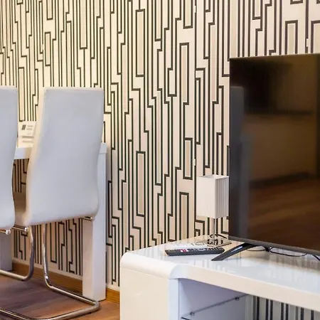 Spacious & Cozy W/ Terrace Apartment Budapest