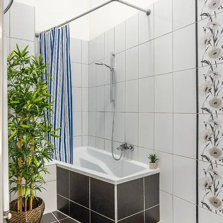 Spacious & Cozy W/ Terrace * Budapest