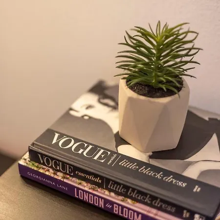 Appartamento Spacious & Cozy W/ Terrace Budapest