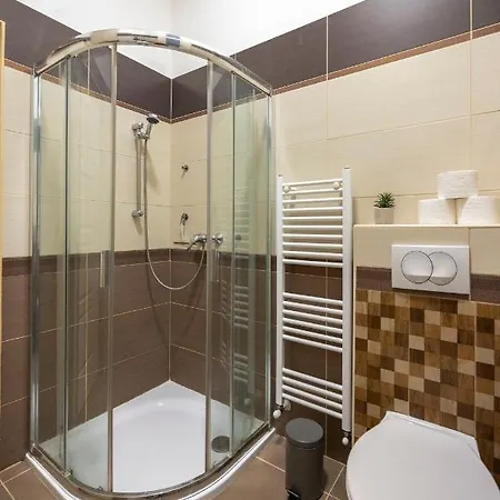 Apartamento Spacious & Cozy W/ Terrace