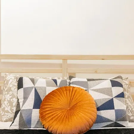 Spacious & Cozy W/ Terrace Lägenhet *